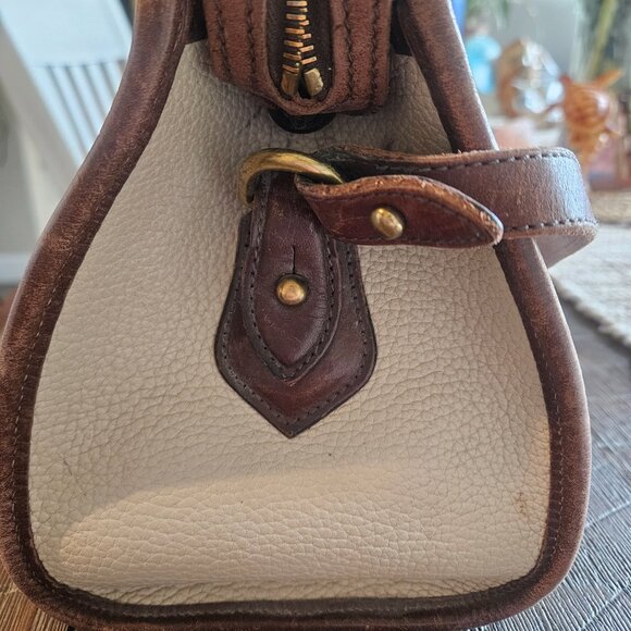 Vintage Dooney and Bourke - Picture 7 of 7